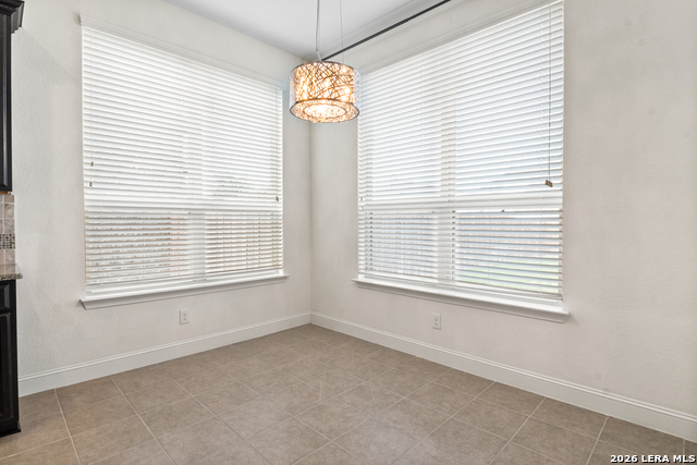 Image 6 of 34 For 221 Aspen Dr