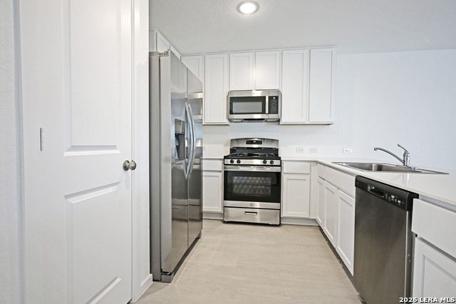 Image 4 of 26 For 14609 Mudstone Pl