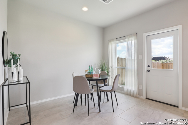 Image 6 of 23 For 8615 Valentina Way