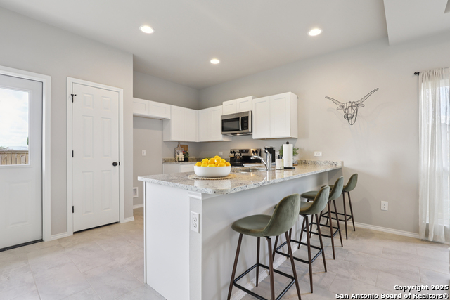 Image 7 of 23 For 8615 Valentina Way