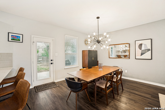 Image 13 of 24 For 7974 Hanging Br