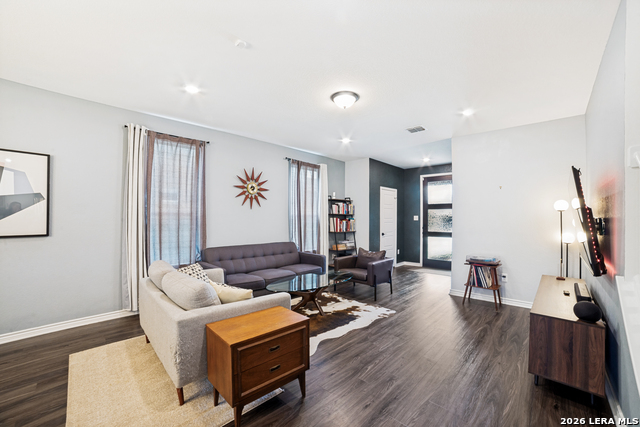 Image 4 of 24 For 7974 Hanging Br