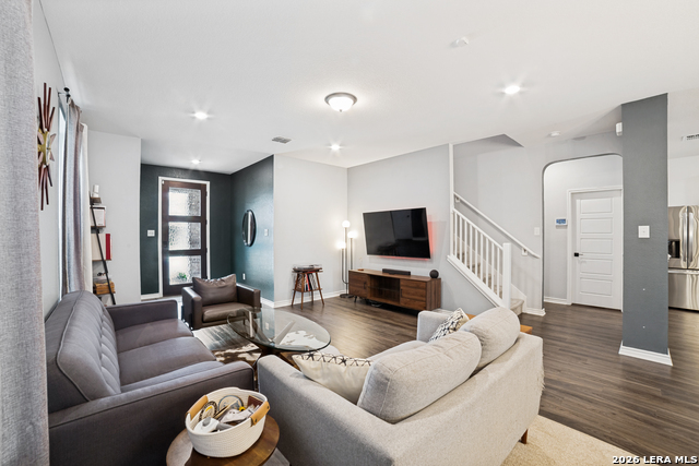 Image 5 of 24 For 7974 Hanging Br