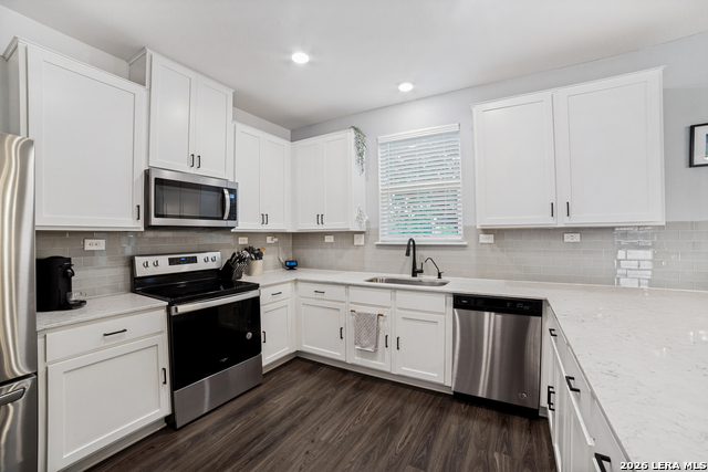 Image 9 of 24 For 7974 Hanging Br