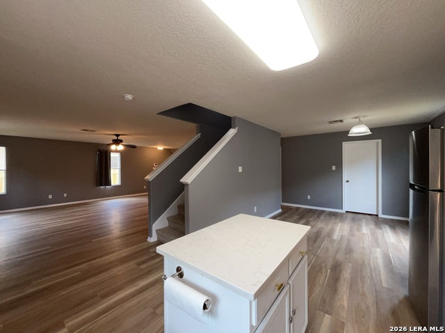 Image 18 of 45 For 9011 Laguna Falls