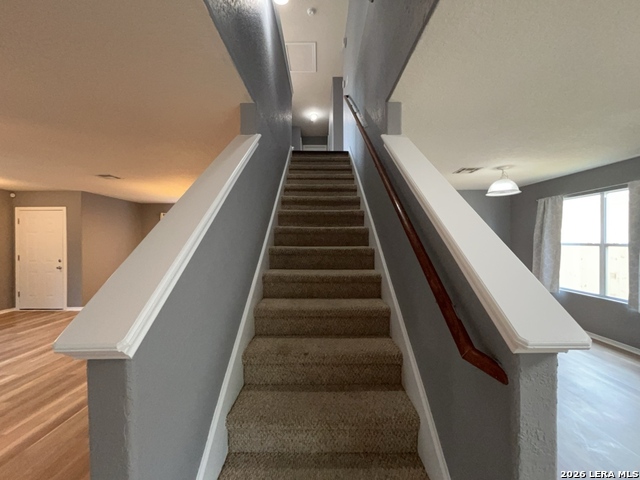 Image 19 of 45 For 9011 Laguna Falls