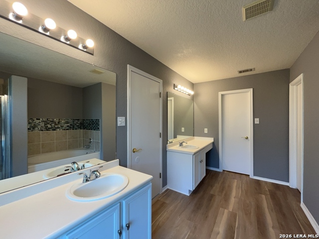 Image 25 of 45 For 9011 Laguna Falls