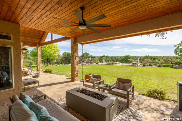 Image 21 of 50 For 395 Bluff Creek