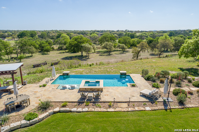 Image 25 of 50 For 395 Bluff Creek