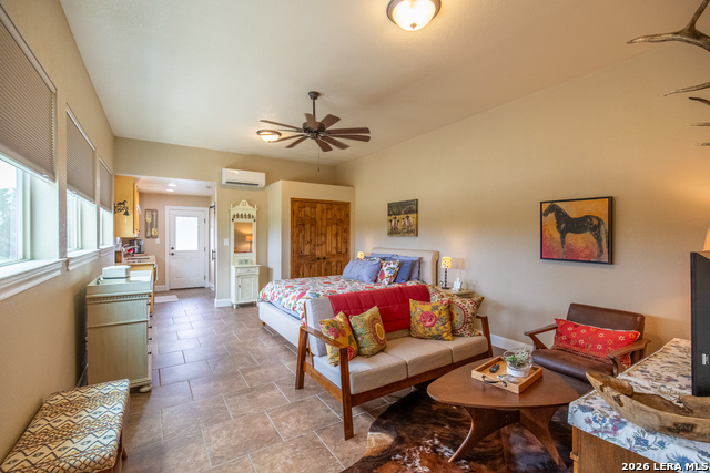 Image 36 of 50 For 395 Bluff Creek