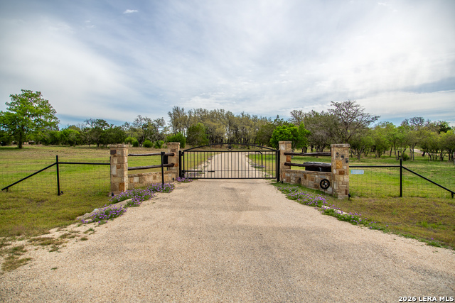 Image 50 of 50 For 395 Bluff Creek