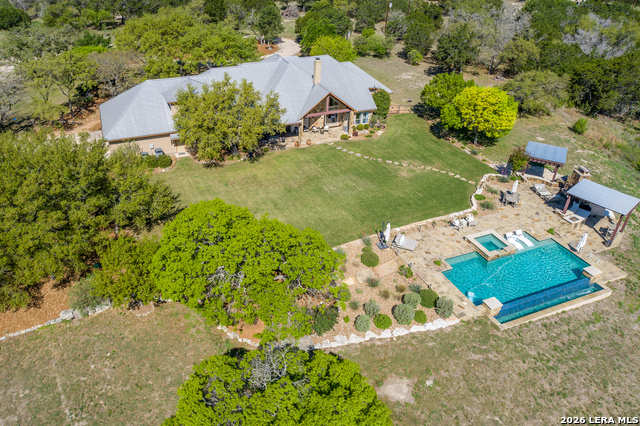 Image 6 of 50 For 395 Bluff Creek