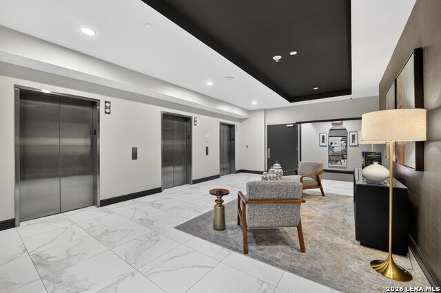 Image 4 of 63 For 610 Market St E Unit 2605