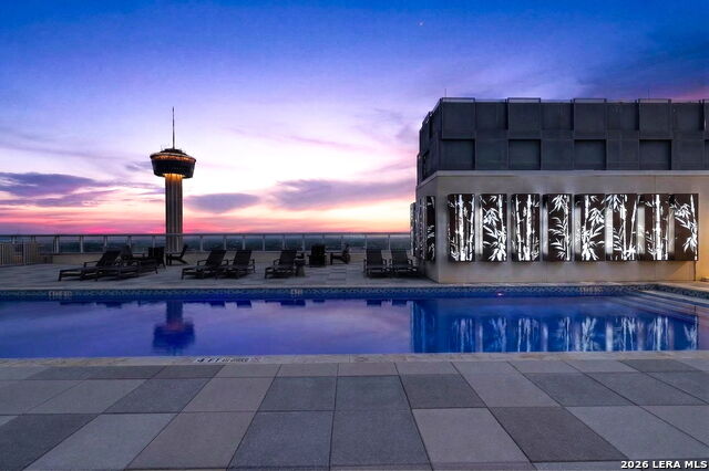 Image 54 of 63 For 610 Market St E Unit 2605