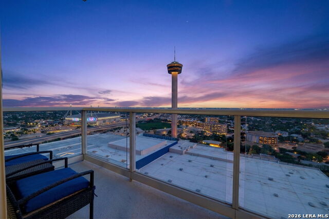 Image 60 of 63 For 610 Market St E Unit 2605