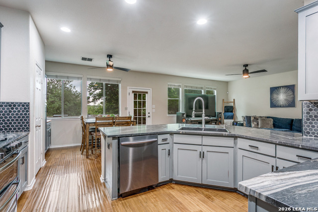 Image 11 of 25 For 18219 Camino Del Mar