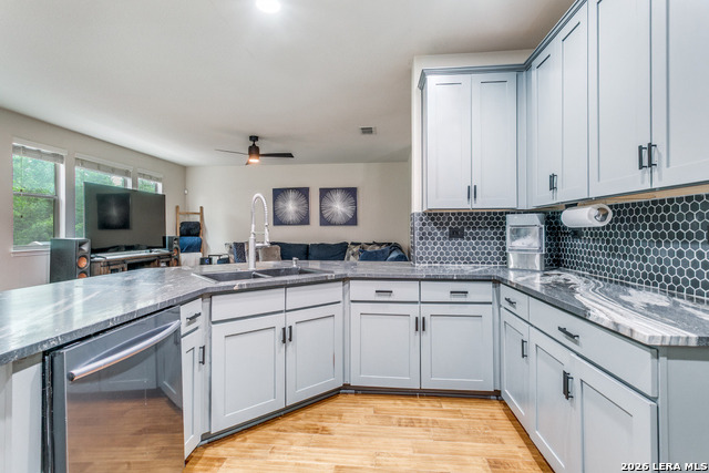 Image 13 of 25 For 18219 Camino Del Mar