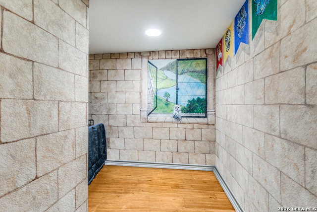 Image 18 of 25 For 18219 Camino Del Mar