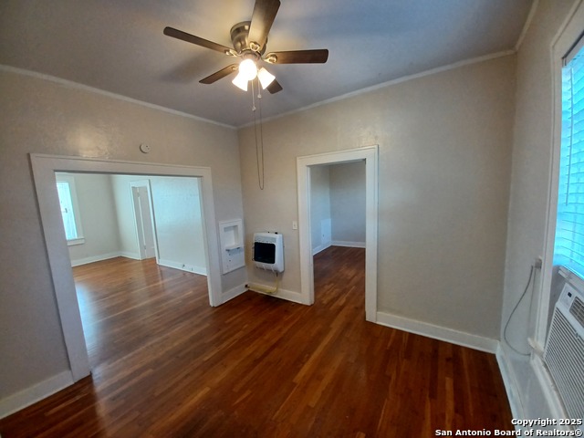 Image 13 of 26 For 127 Magnolia Ave W