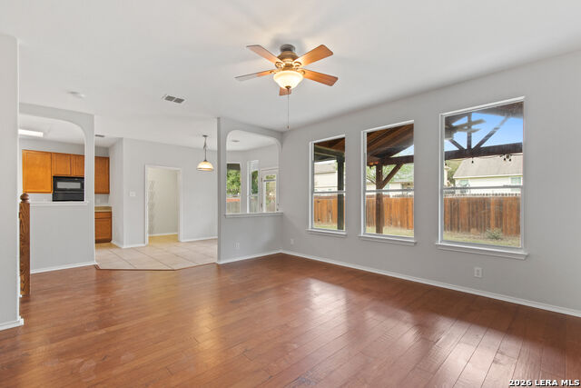 Image 16 of 39 For 337 Willow  