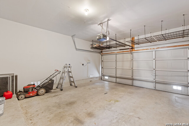 Image 34 of 39 For 337 Willow  