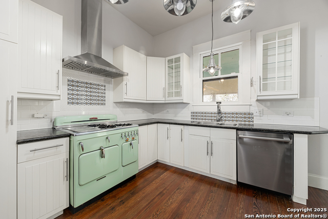 Image 12 of 46 For 135 Vitra  