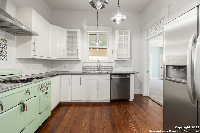 Image 14 of 46 For 135 Vitra  