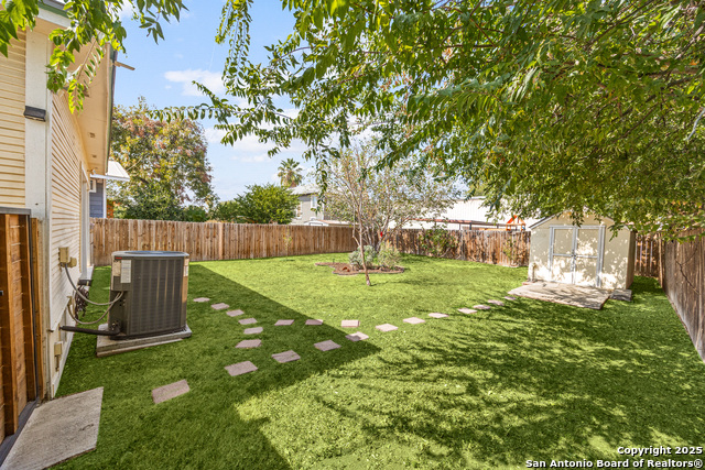 Image 38 of 46 For 135 Vitra  