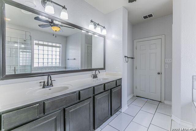 Image 18 of 33 For 1715 Viljandi Moon