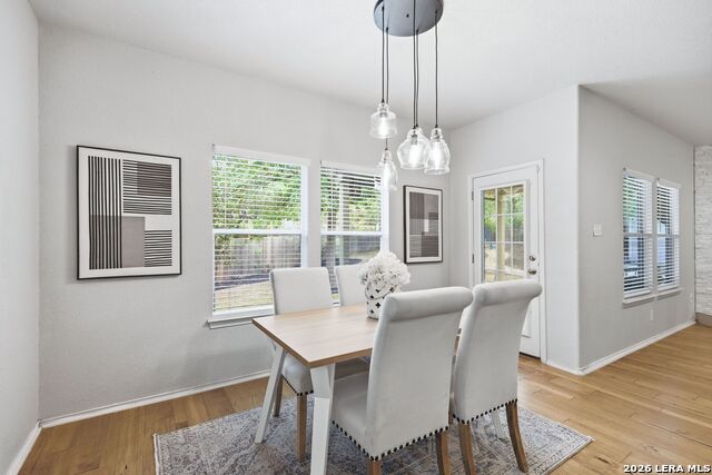 Image 8 of 33 For 10618 Clover Cyn