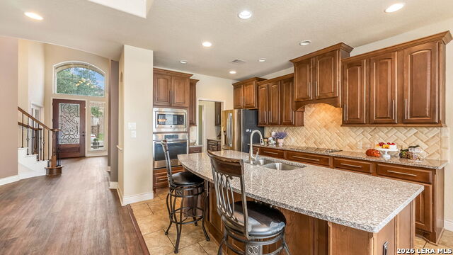 Image 10 of 31 For 2701 Saddlehorn Dr