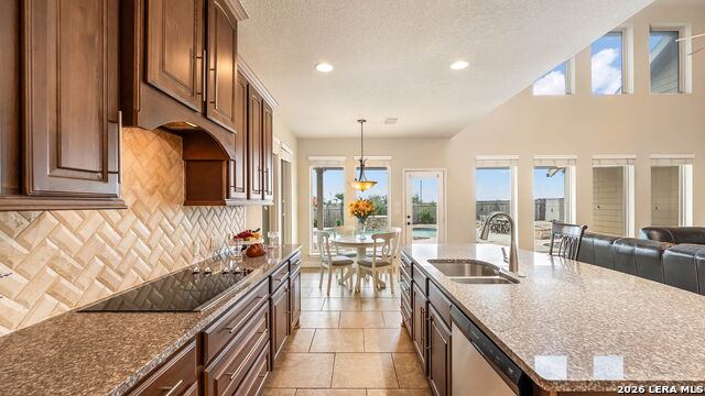 Image 11 of 31 For 2701 Saddlehorn Dr