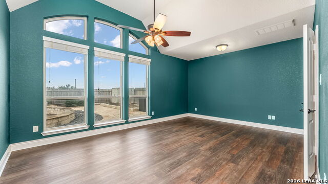 Image 15 of 31 For 2701 Saddlehorn Dr