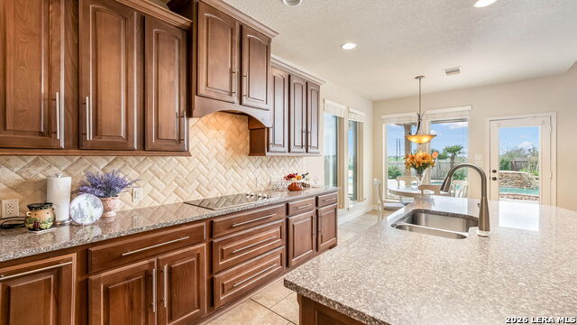 Image 8 of 31 For 2701 Saddlehorn Dr