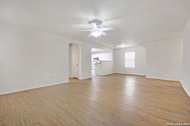 Image 6 of 31 For 12503 Avens Arbor