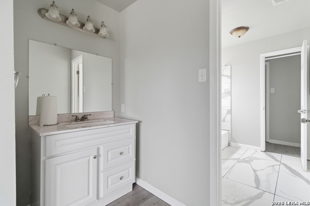 Image 18 of 23 For 512 Byrd Blvd W