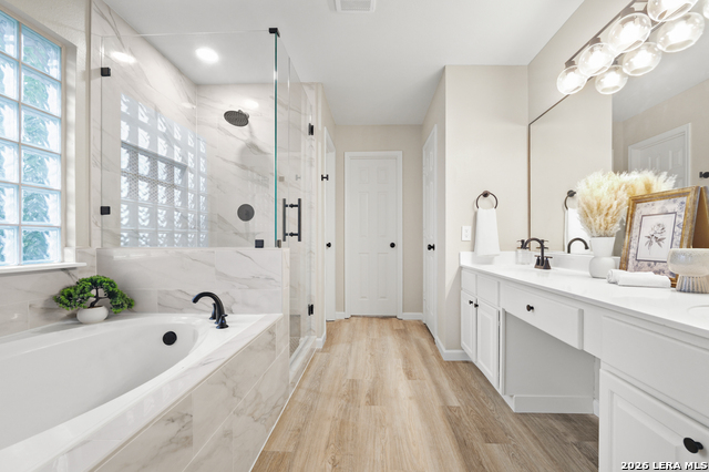 Image 29 of 52 For 12323 Stable Pond Dr