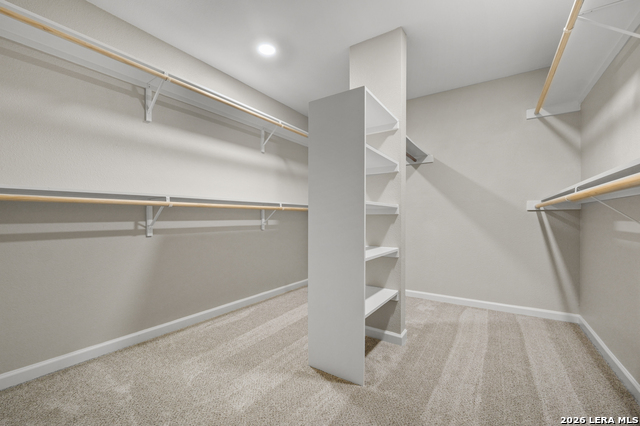 Image 32 of 52 For 12323 Stable Pond Dr