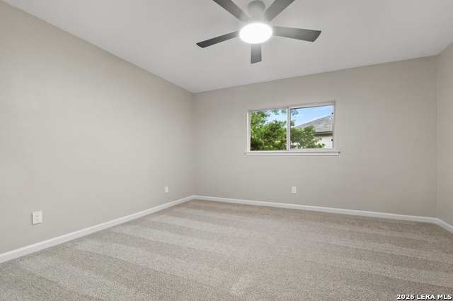 Image 33 of 52 For 12323 Stable Pond Dr