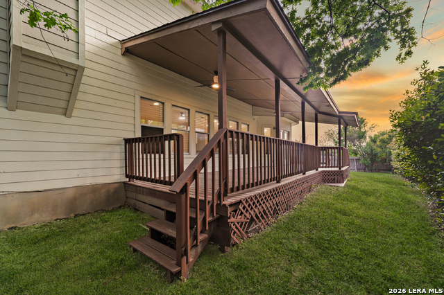 Image 38 of 52 For 12323 Stable Pond Dr