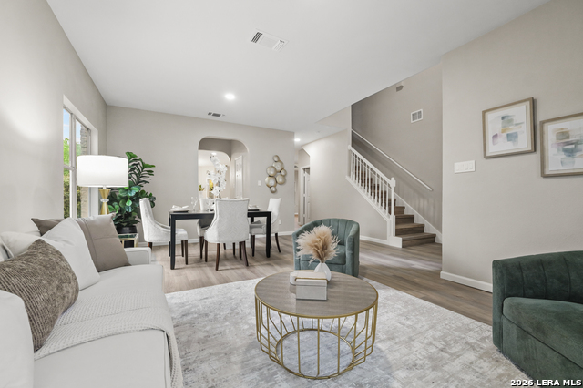 Image 7 of 52 For 12323 Stable Pond Dr