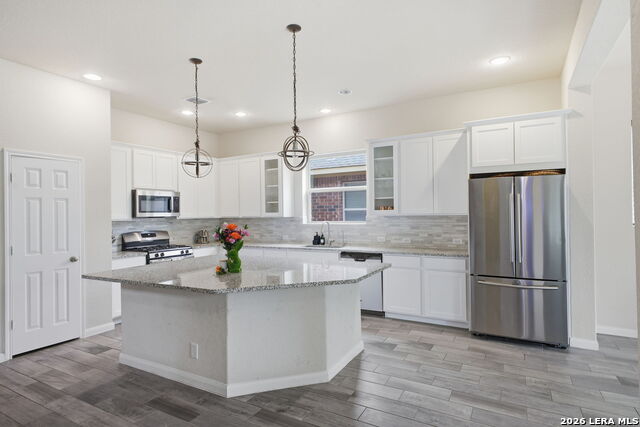 Image 12 of 47 For 2031 Hardee Pass