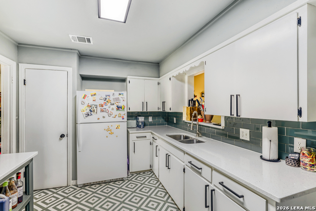 Image 7 of 22 For 222 Dawnview Ln