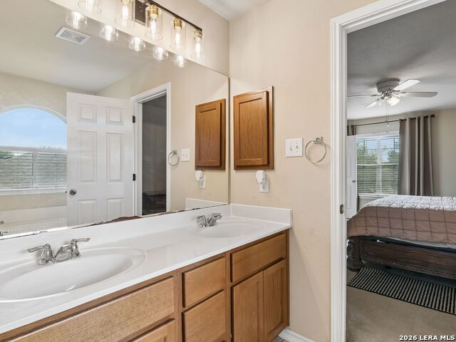 Listing photo id 22 for 235 Roadrunner