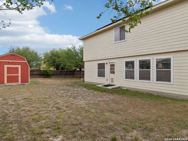 Listing photo id 24 for 235 Roadrunner