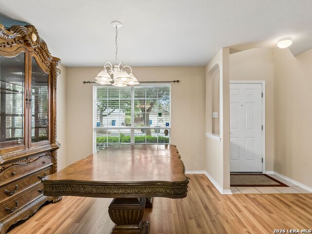 Listing photo id 4 for 235 Roadrunner