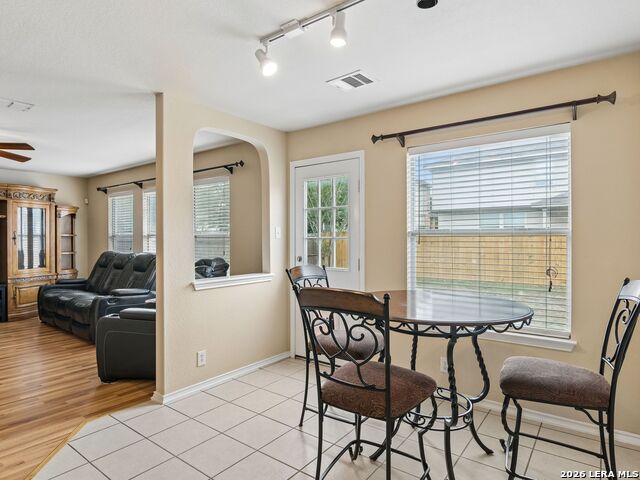 Listing photo id 6 for 235 Roadrunner