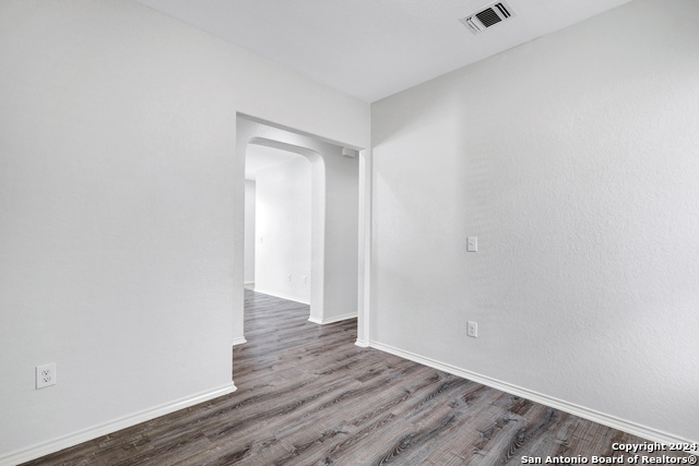 Image 15 of 25 For 6126 Plumbago Pl