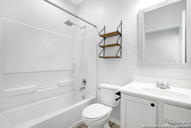 Image 20 of 25 For 6126 Plumbago Pl