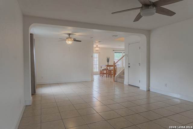 Image 15 of 44 For 518 Candy Dr